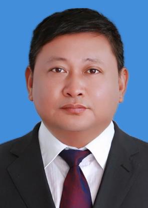 石校长.jpg